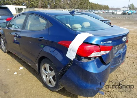2013 Hyundai Elantra Gls z USA, uszkodzony, nr VIN KMHDH4AE2DU703119